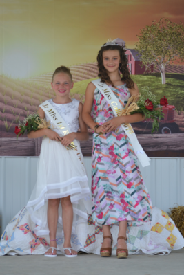 1st Runner Up in the contest was Jessica Compton, daughter of Brandon and Amanda Thompson and Justin and Tammy Compton.
Jr. Miss Callao this year went to Jasmine Cross, daughter of Melissa Wiedenkofer and Travis Cross